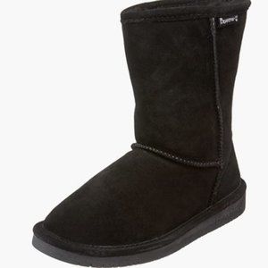 🌵3/$15 🌵 Bearpaw Emma Short Black Boot, size 8